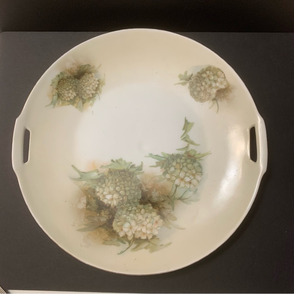 VTG Hydrangea  Cake Plate with Handles